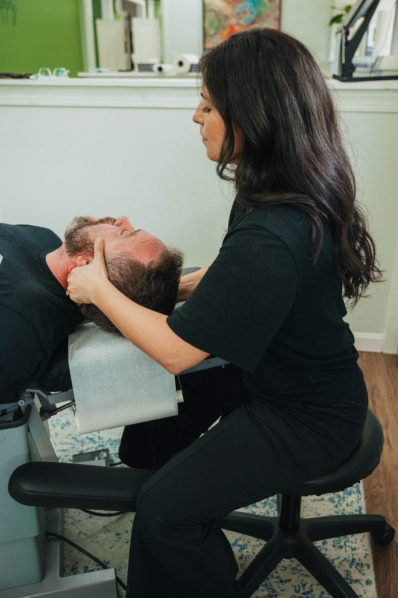 Chiropractic treatment in action